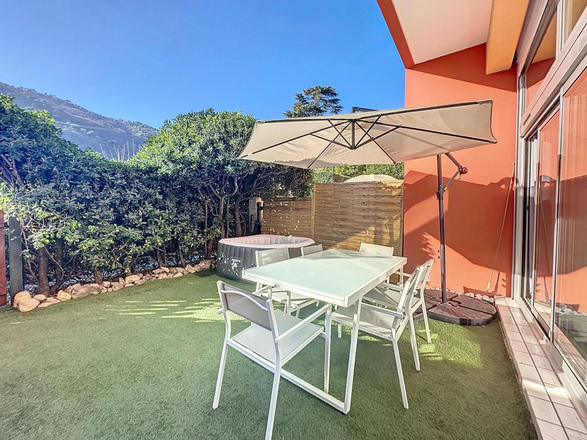 2 Pieces - Parking - Jacuzzi - Food & Drink - Love Menton Eksteriør bilde